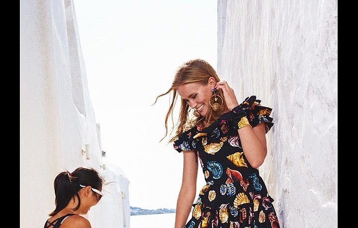 #DGLovesMykonos, #DGLovesNewYork, #DGLovesDubai, #DGLovesMexico,  #DGLovesVenezia