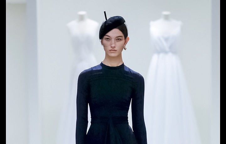 Barety jako symbol elegance