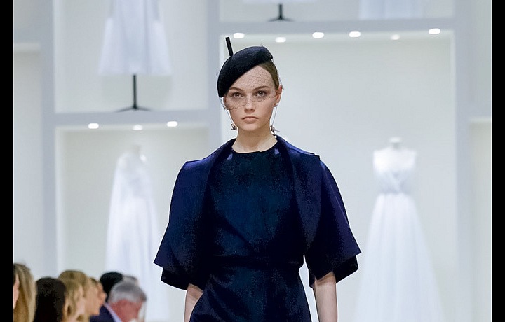 Barety jako symbol elegance