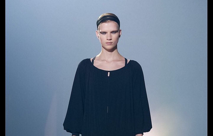 Kolekce se nese také v duchu minimalismu