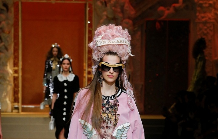 Móda propojená s uměním.