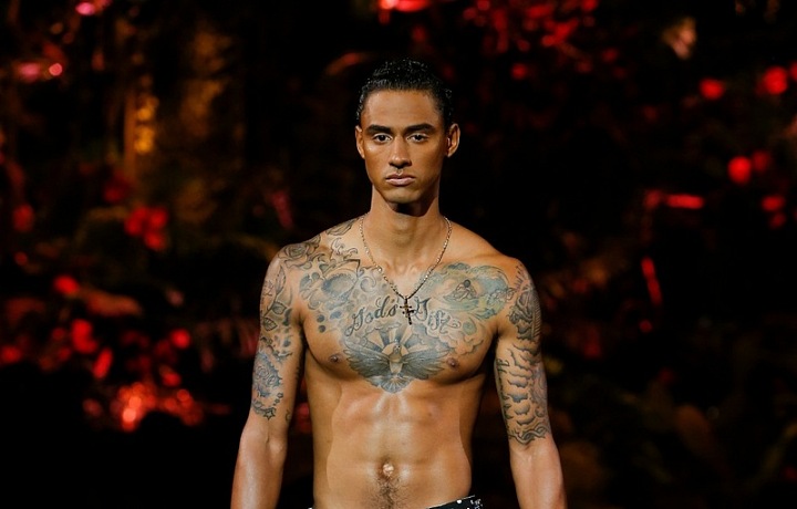 Kolekce vybízí k odhalenosti