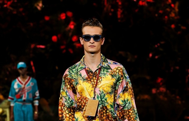 Kolekce je plná exotických vzorů