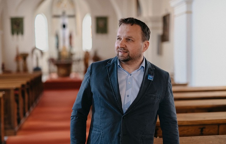 Ministr Marian Jurečka v kostele