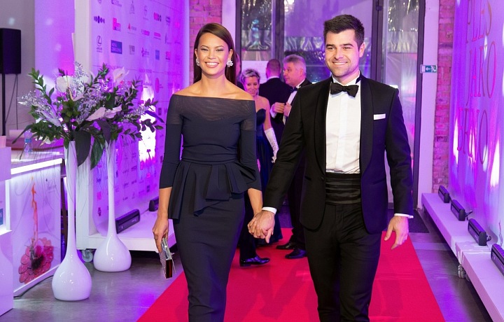 Monika Leová - šaty Fashion Church