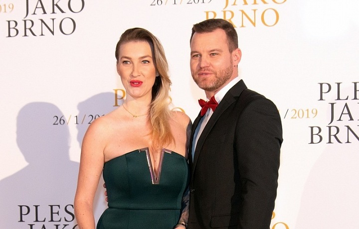 Dominika Mesarošová, šaty GREY fashion concept store