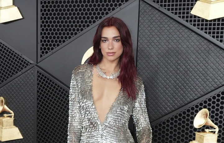 Dua Lipa byla tentokrát za hvězdu.