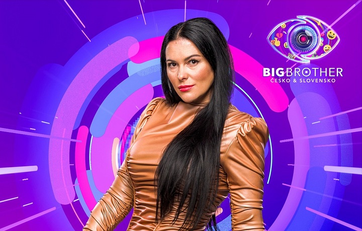 Ella je zatím méně výrazná