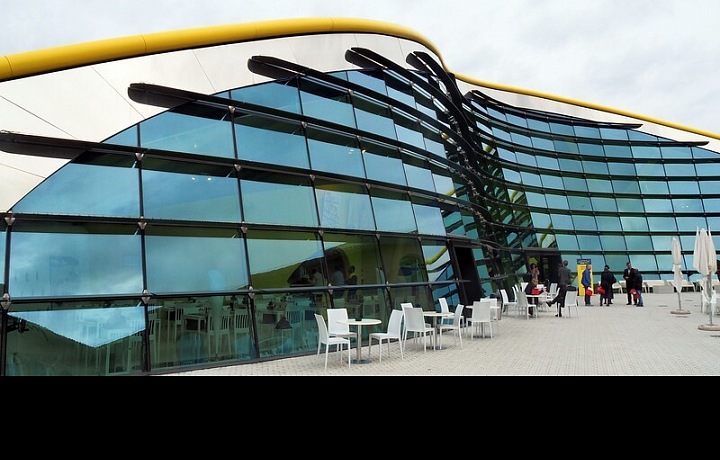 Muzeum Ferrari, architekt Jan Kaplický