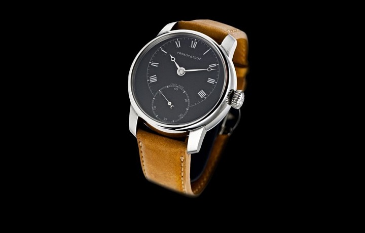 Excentr 6 black od hodinářství Prokop & Brož 