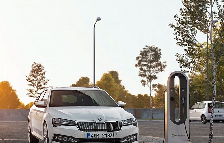 Nová Škoda Superb iV