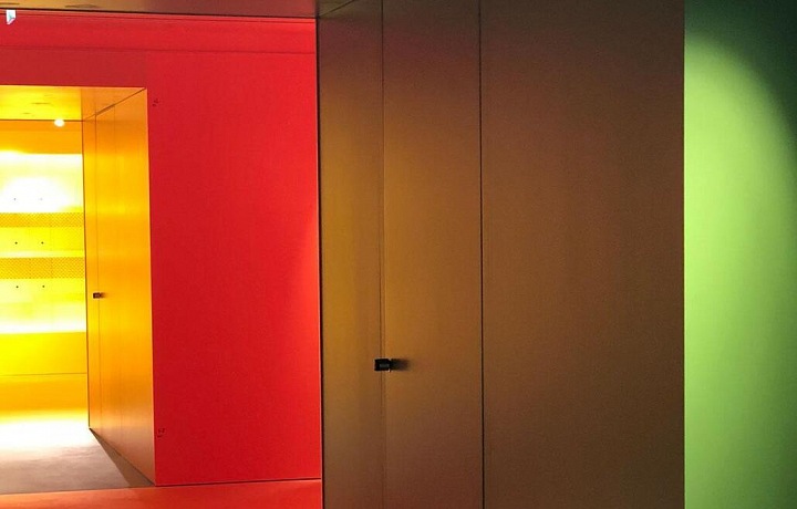 Harrods oddělení hraček, barevné spektrum