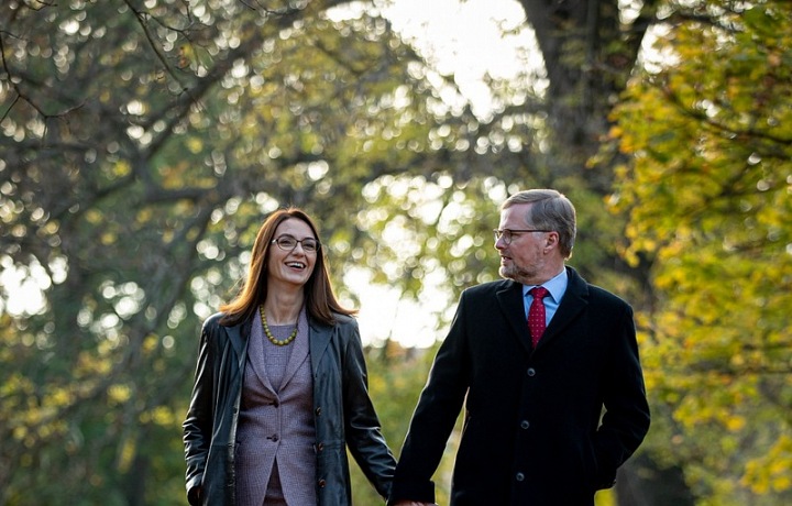 Petr Fiala s manželkou Janou.