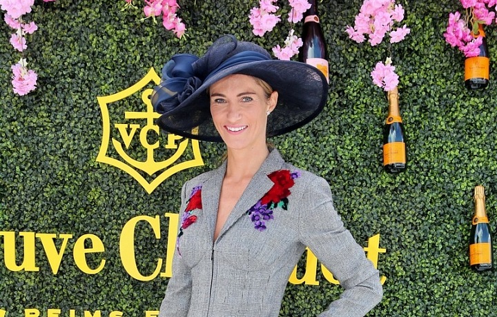 Zuzana Petáková - La Perla