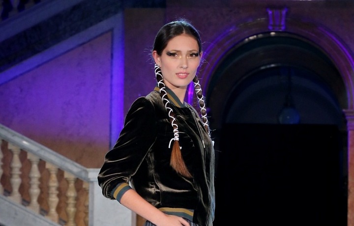 Kolekci dominuje khaki