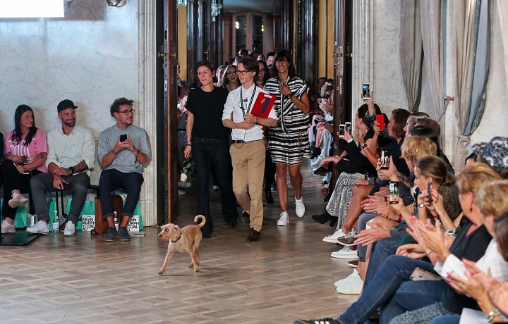 Módní přehlídka Chatty - celý team