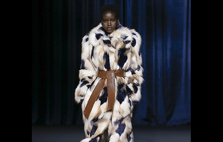 Givenchy a jeho faux fur!