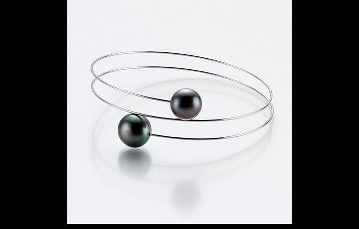 Náramek z perel Gellner