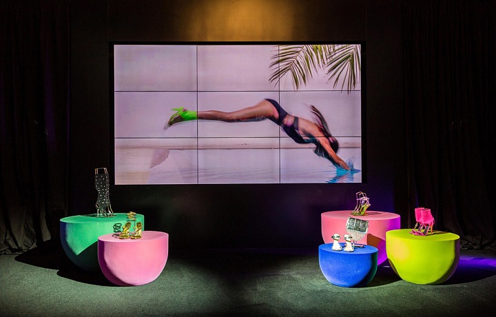 Boty si na první pohled zamilujete. 