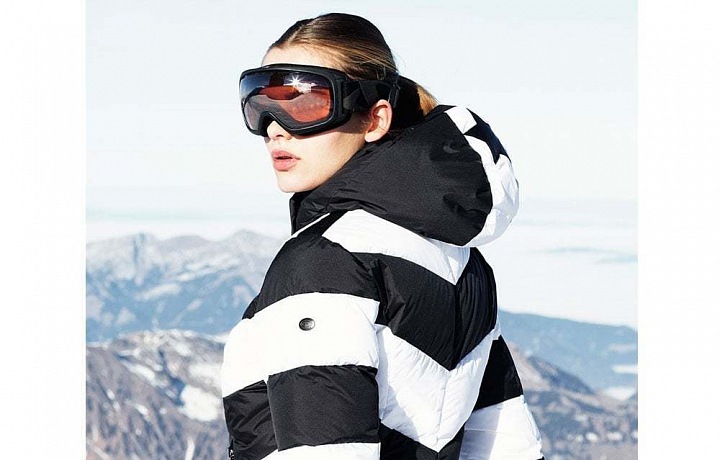 černobílá kombinace