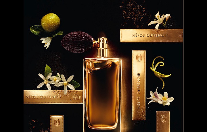 Luxusní parfém s různorodými ingrediencemi