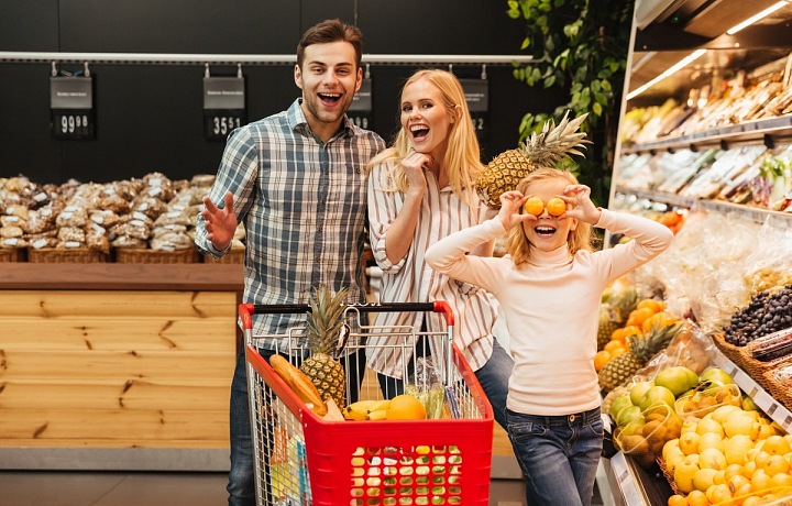 Balík surovin na velikonoční pečení letos stojí méně než loni