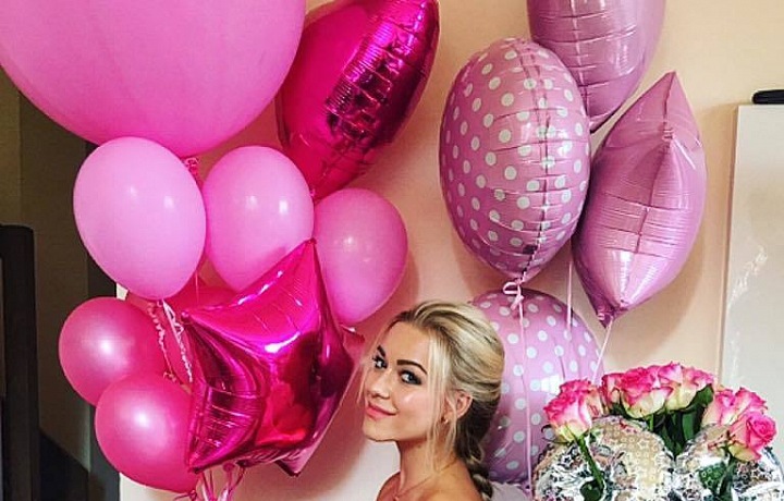 Dominika umí slavit ve velkém. 