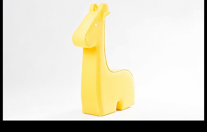 Tyoplanet hopsadla žirafa