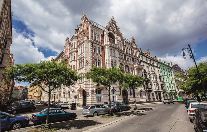 Šamonilův dům, Janáčkovo nábřeží