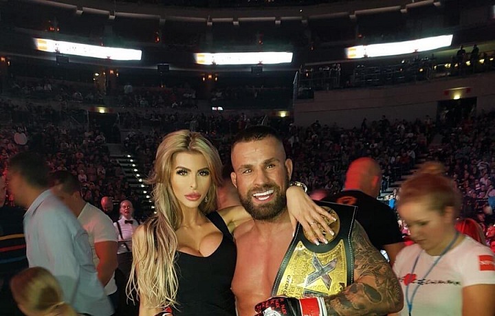 Partnerem Lely je Karlos Terminátor Vémola