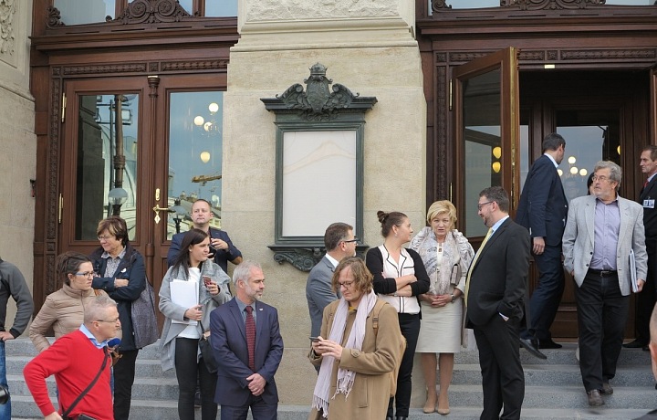 Slovenská ministryně kultury L'. Laššáková