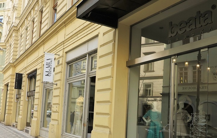 Butiky módních návrhářek