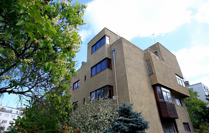 Vila Střešovice, 1933