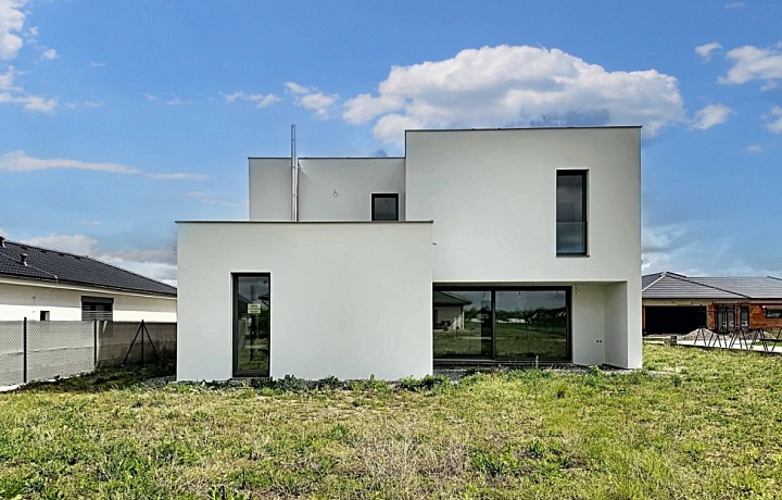 Dům poblíž Rokytky