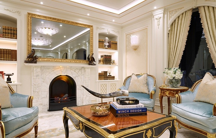 Interiér jachty Tis