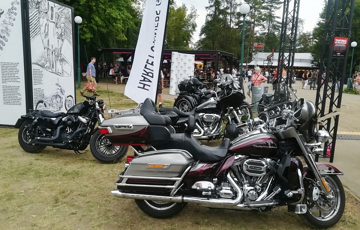 115 let Harley-Davidson v Holešovicích