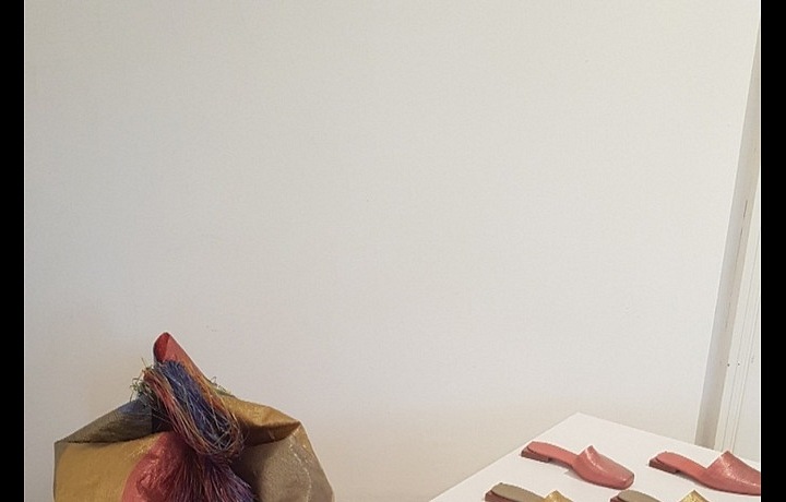 A když ne boty, tak kabelka to jistí. 