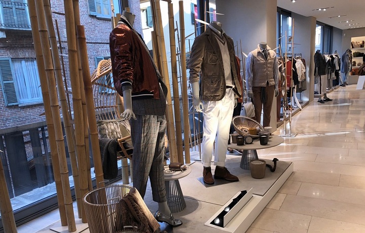 Brunello Cucinelli, Milán