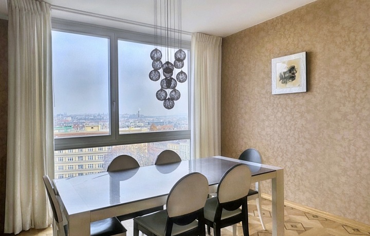 Takto vypadá jídelna