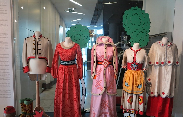 Kostýmy z pohádky Hrátky s čertem, 1956