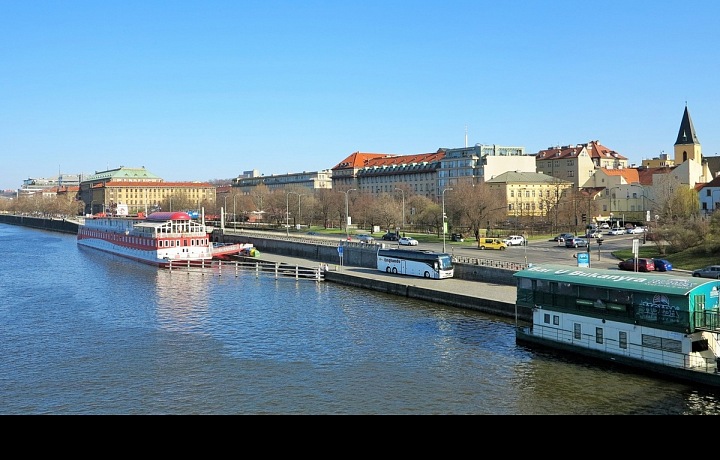 Nábřeží Ludvíka Svobody