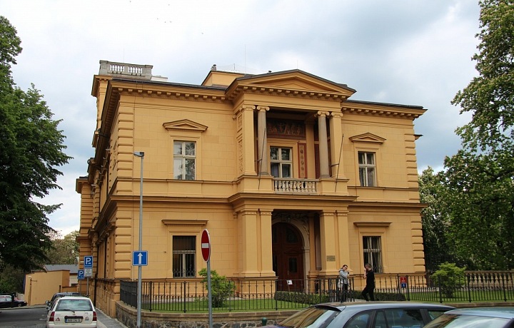 Pohled z jiné strany