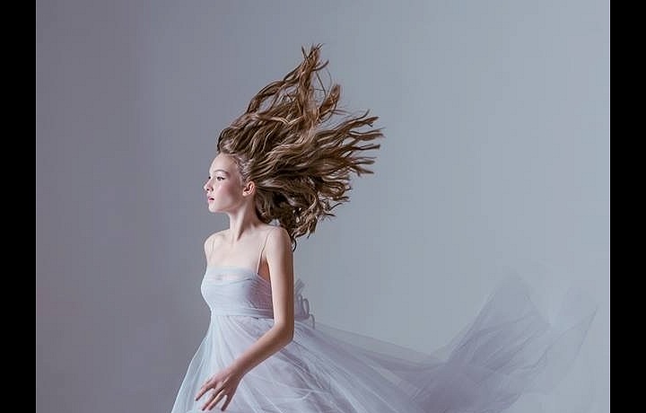 Dominika má ráda lehké materiály. 