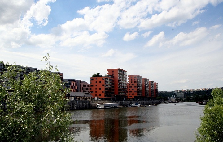 Luxusní bydlení u řeky