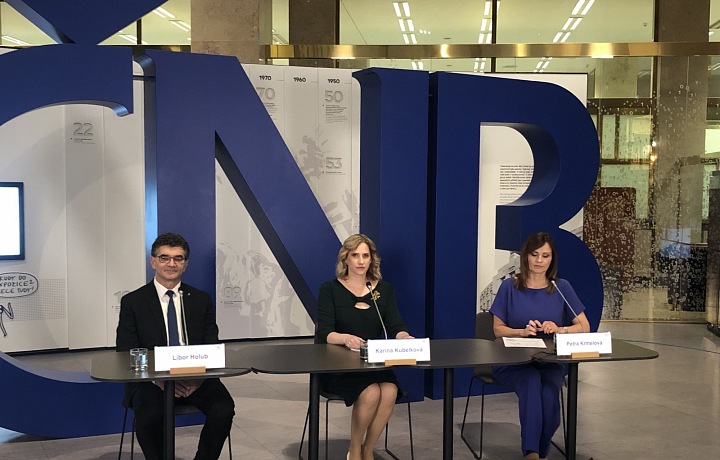 Členové rady ČNB.