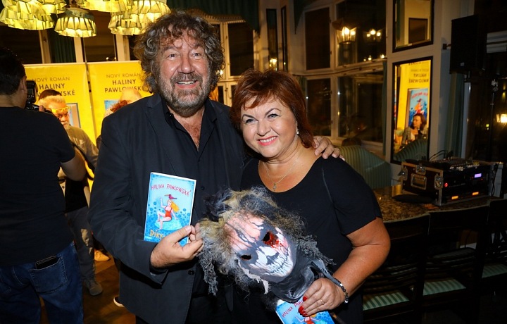 Na křtu nechyběly známé tváře