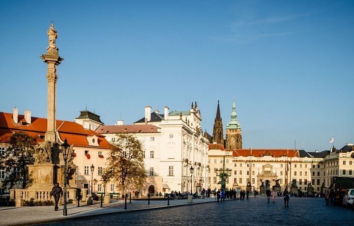 Hradčanské náměstí