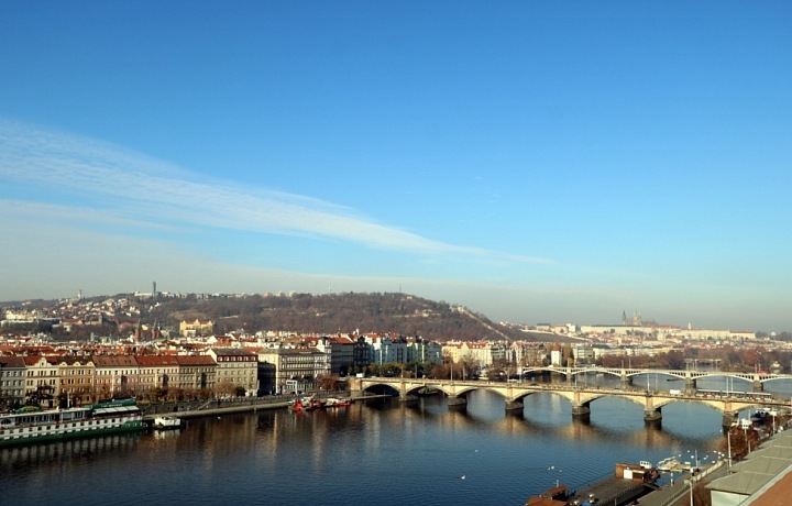 Exkluzivní bydlení, Rašínovo nábřeží