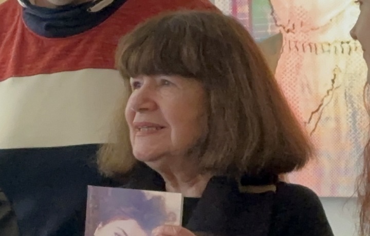 Herečka je vášnivou čtenářkou.