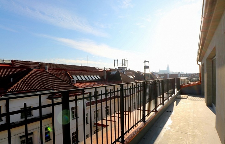 Exkluzivní bydlení, Rašínovo nábřeží